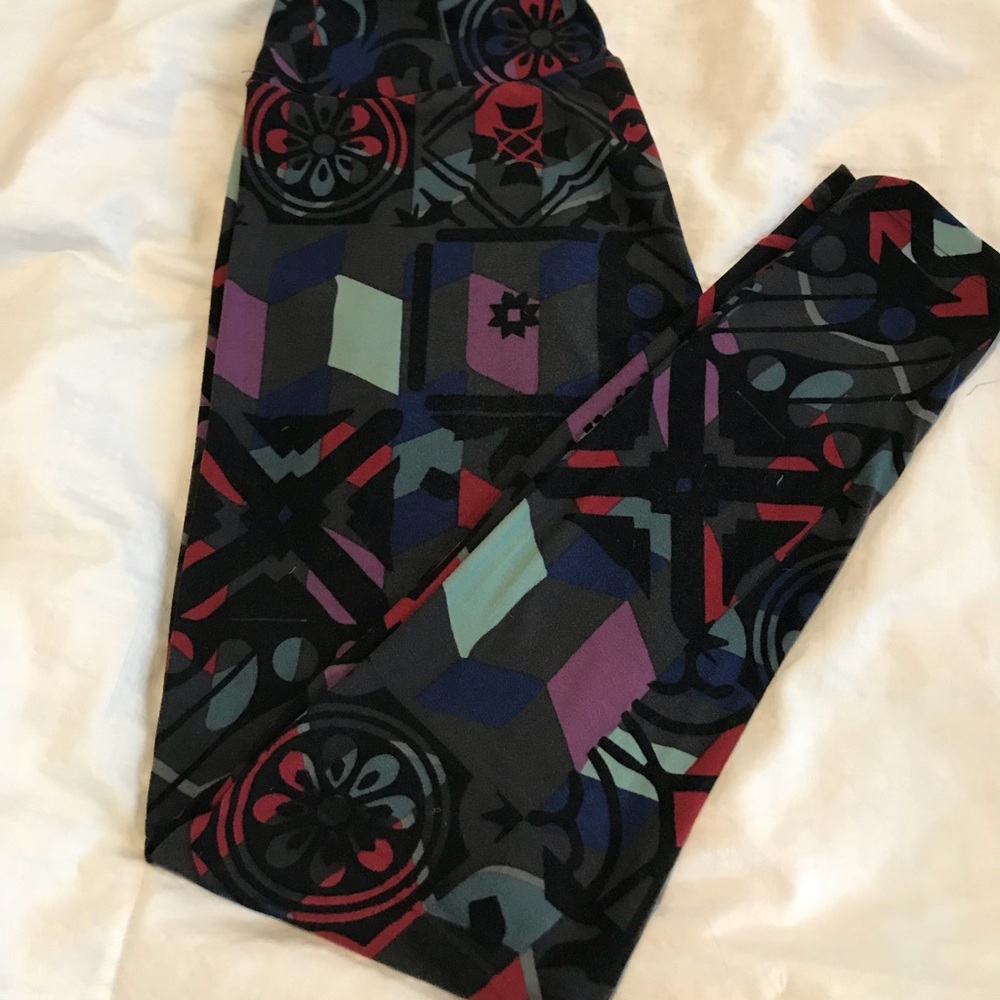 OS LulaRoe leggings!